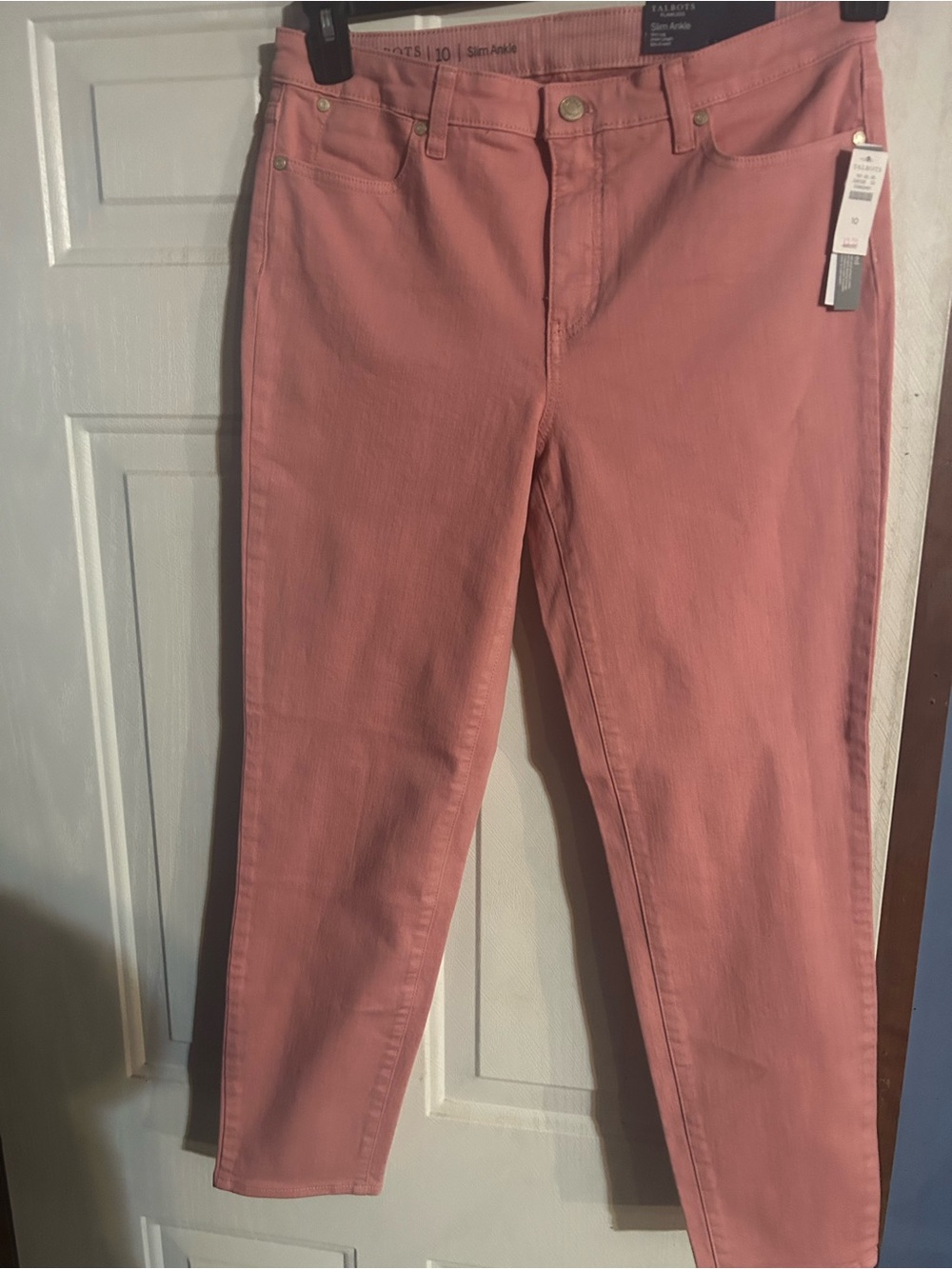 Talbots Flawless Slim Ankle 5-Pocket Jeans Size 10 Coral Pink NWT Sits At Waist